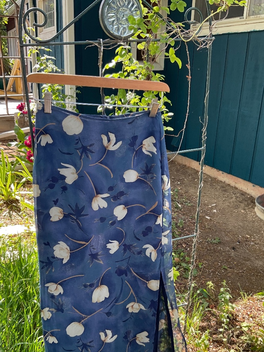 Oh So 90’s Blue Floral Maxi Skirt - Picture 8 of 10